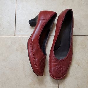 Red leather pumps, rare, size 8